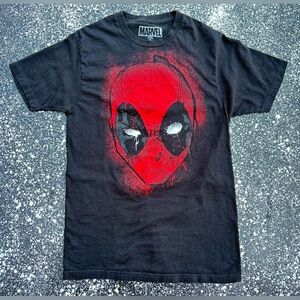 Deadpool Portrait Marvel T-Shirt Size Small